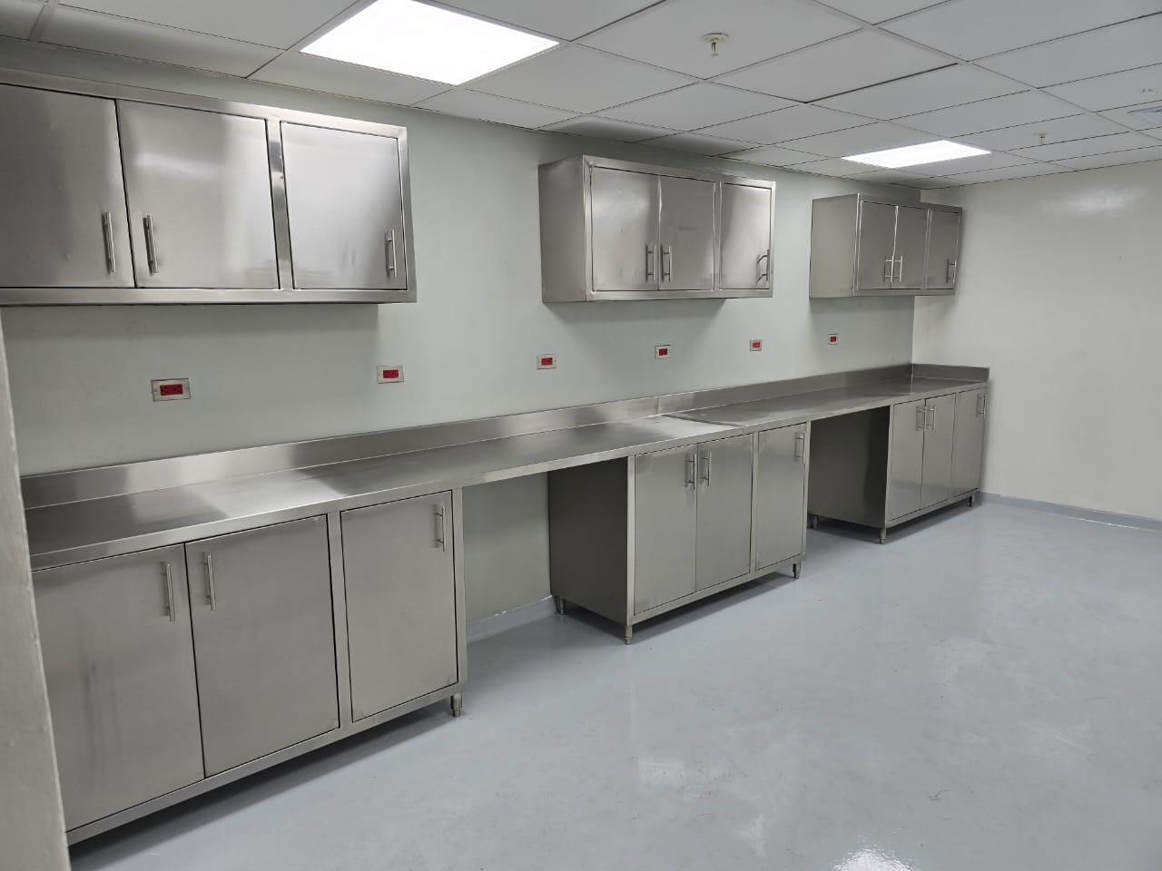 Área de trabajo para laboratorio clínico